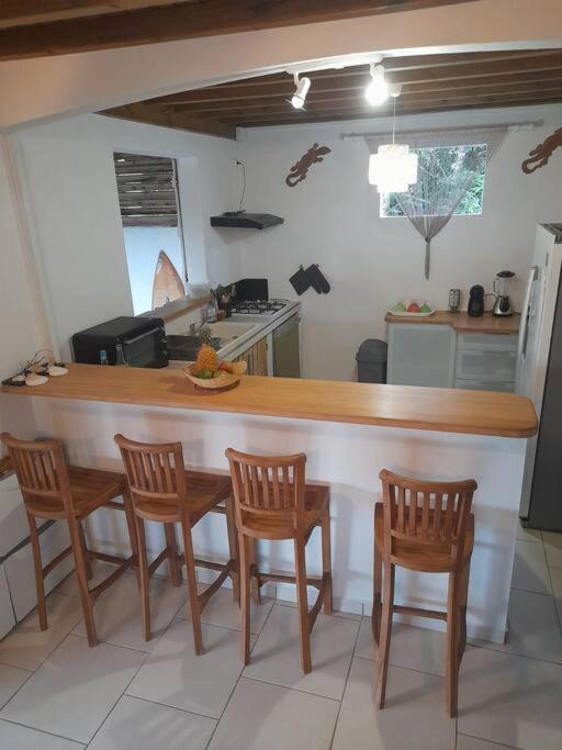 Maison Bord De Mer A 100 M Saint-Francois  Exterior photo