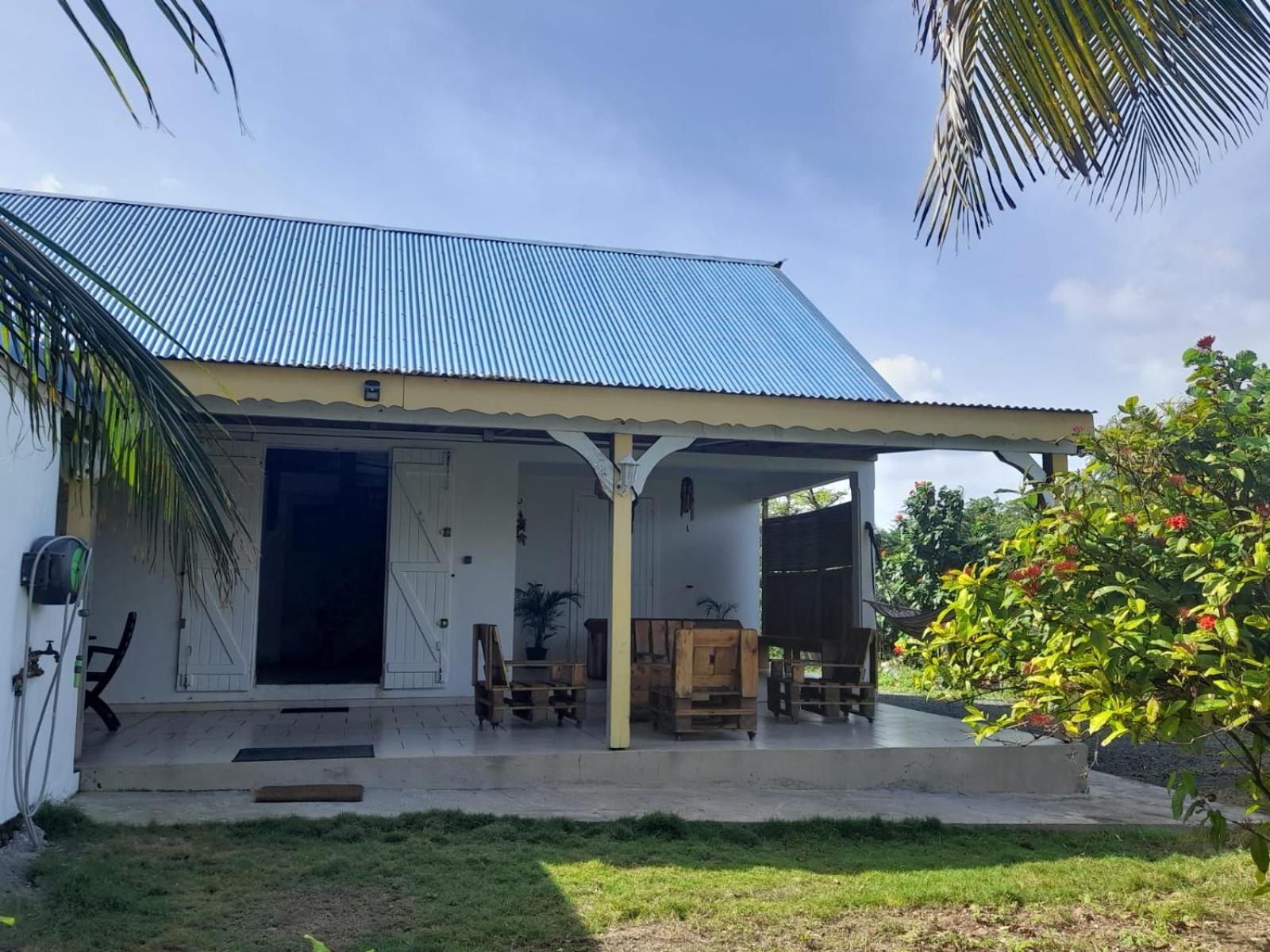 Maison Bord De Mer A 100 M Saint-Francois  Exterior photo